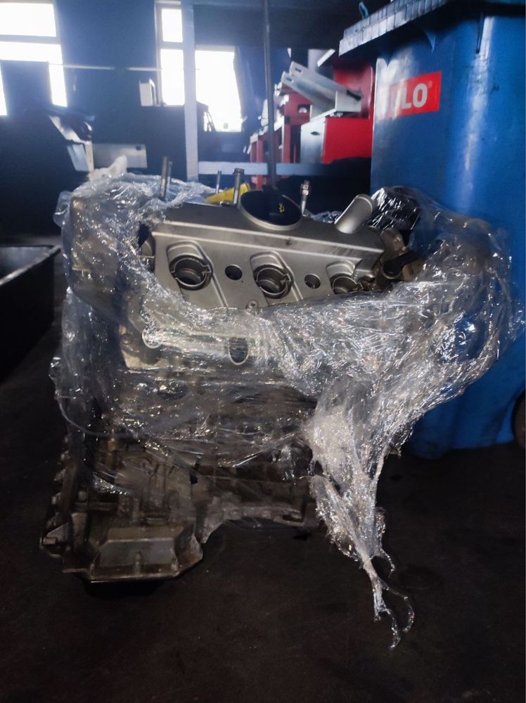 Двигу 3.0tfsi CREC