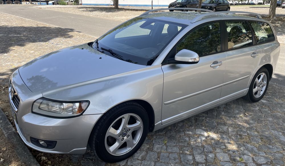 Volvo V50 Drive Kinetic Start/Stop (2013)