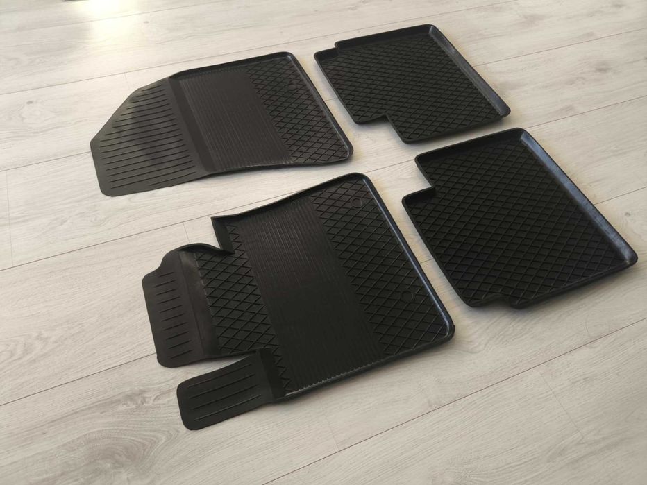 Dywaniki Gumowe Korytka HYUNDAI Tucson Atos I10 I20 I30 I40 iX30 iX35
