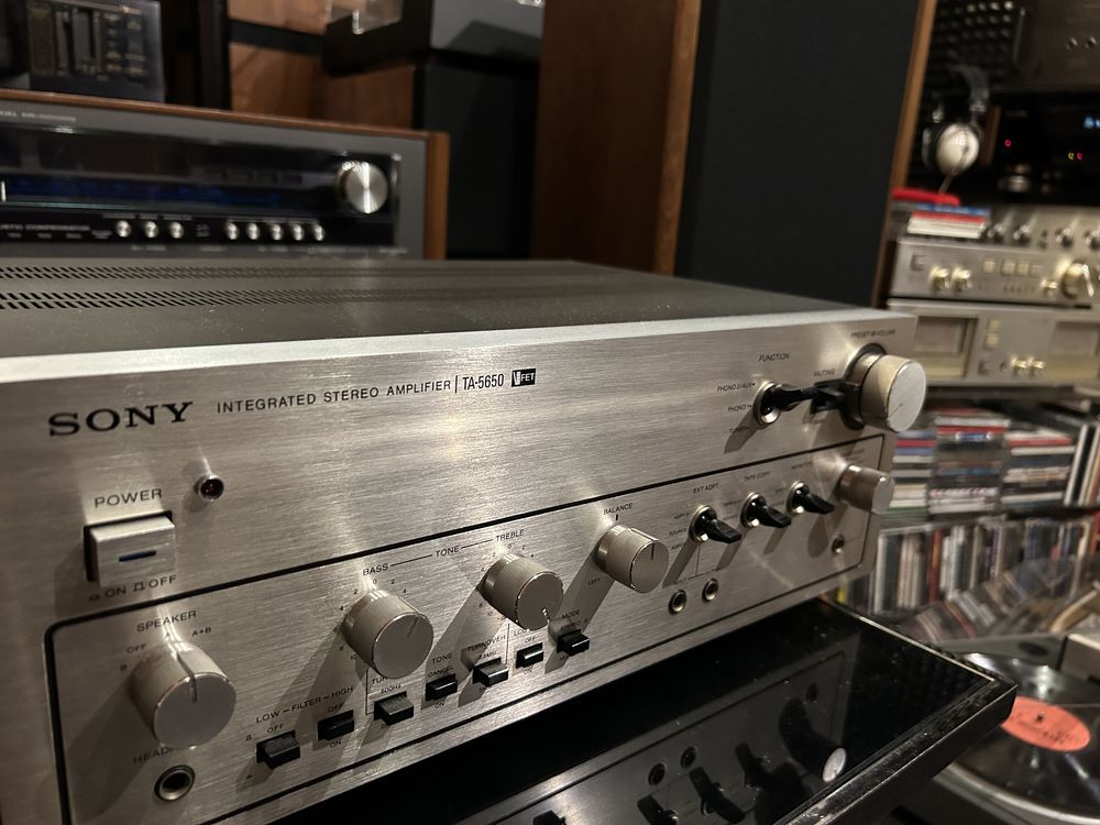 Wzmacniacz Sony TA-5650 V-FET