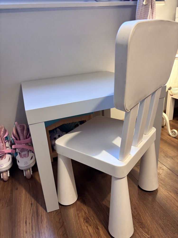 Stolik Ikea szary krzesełko Ikea