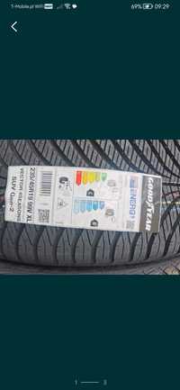 Opony Goodyear wielosezonowe 235/45R 19