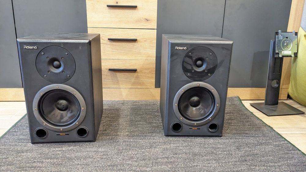 Студійні монітори Roland rsm 90