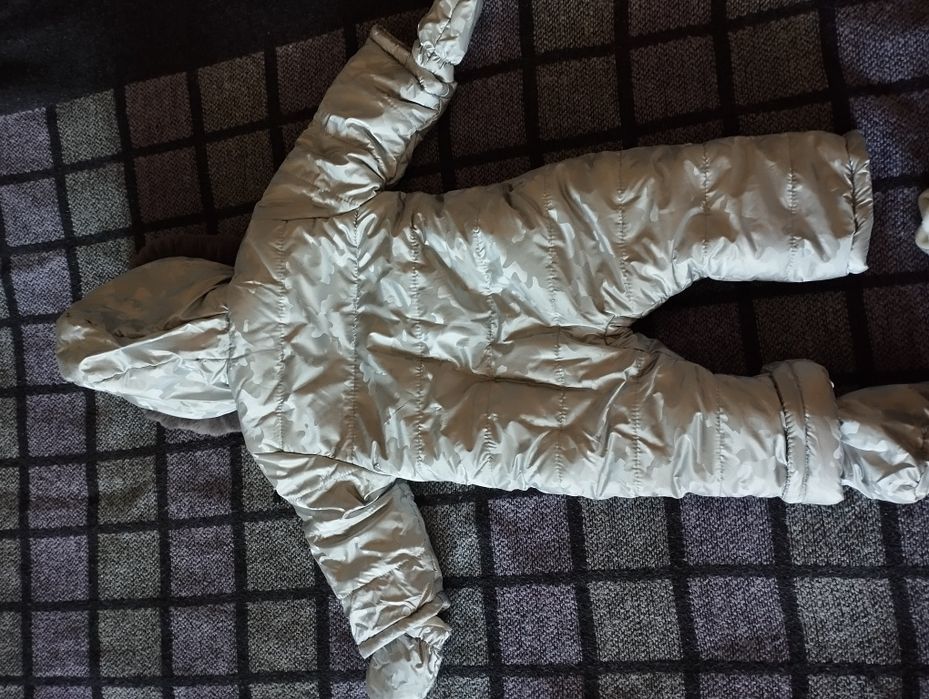 Дитячий зимовий комбінезон