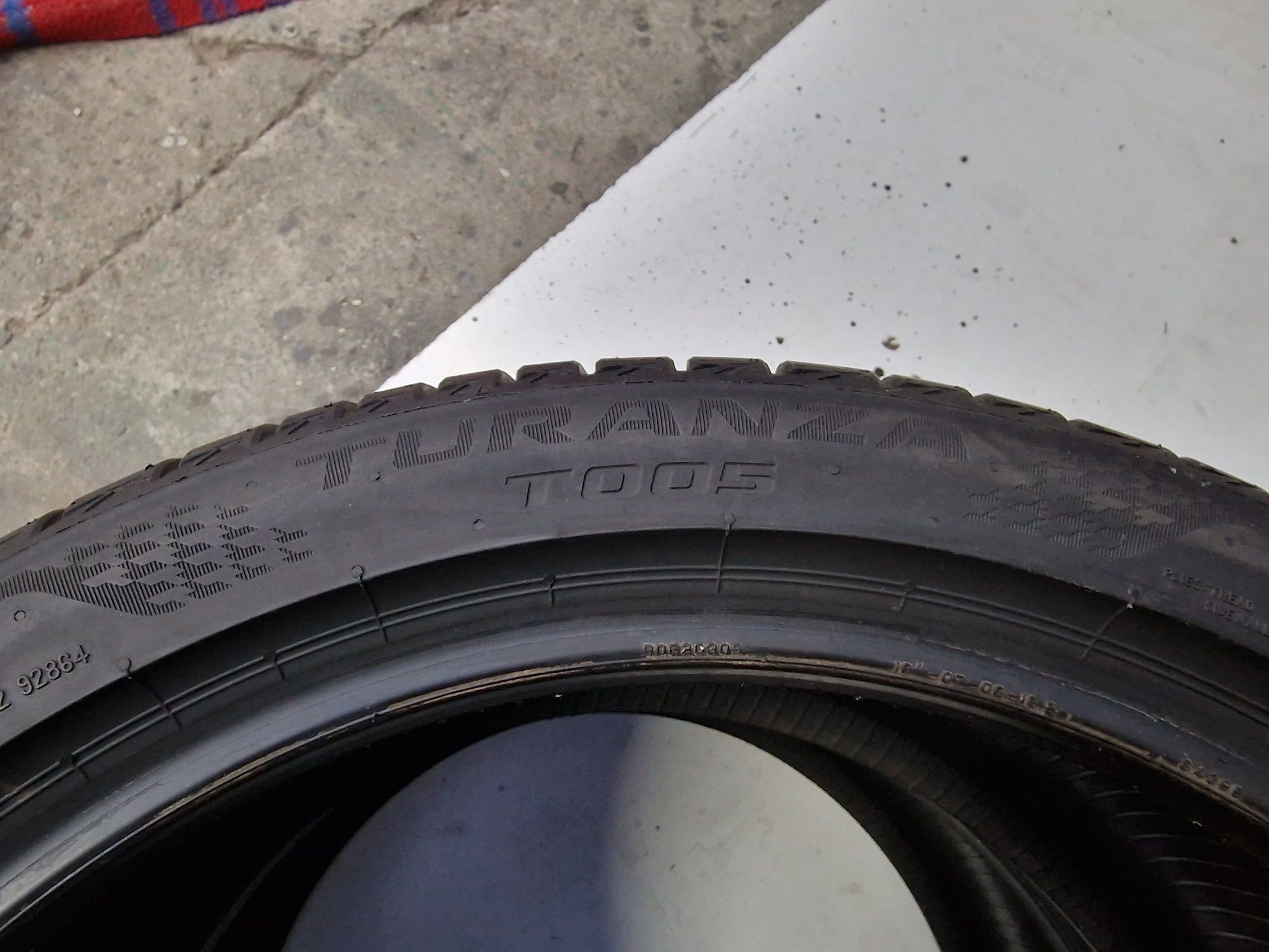 P22 2 x 245/40r19 Bridgestone Turanza T005 94W Demo opony letnie