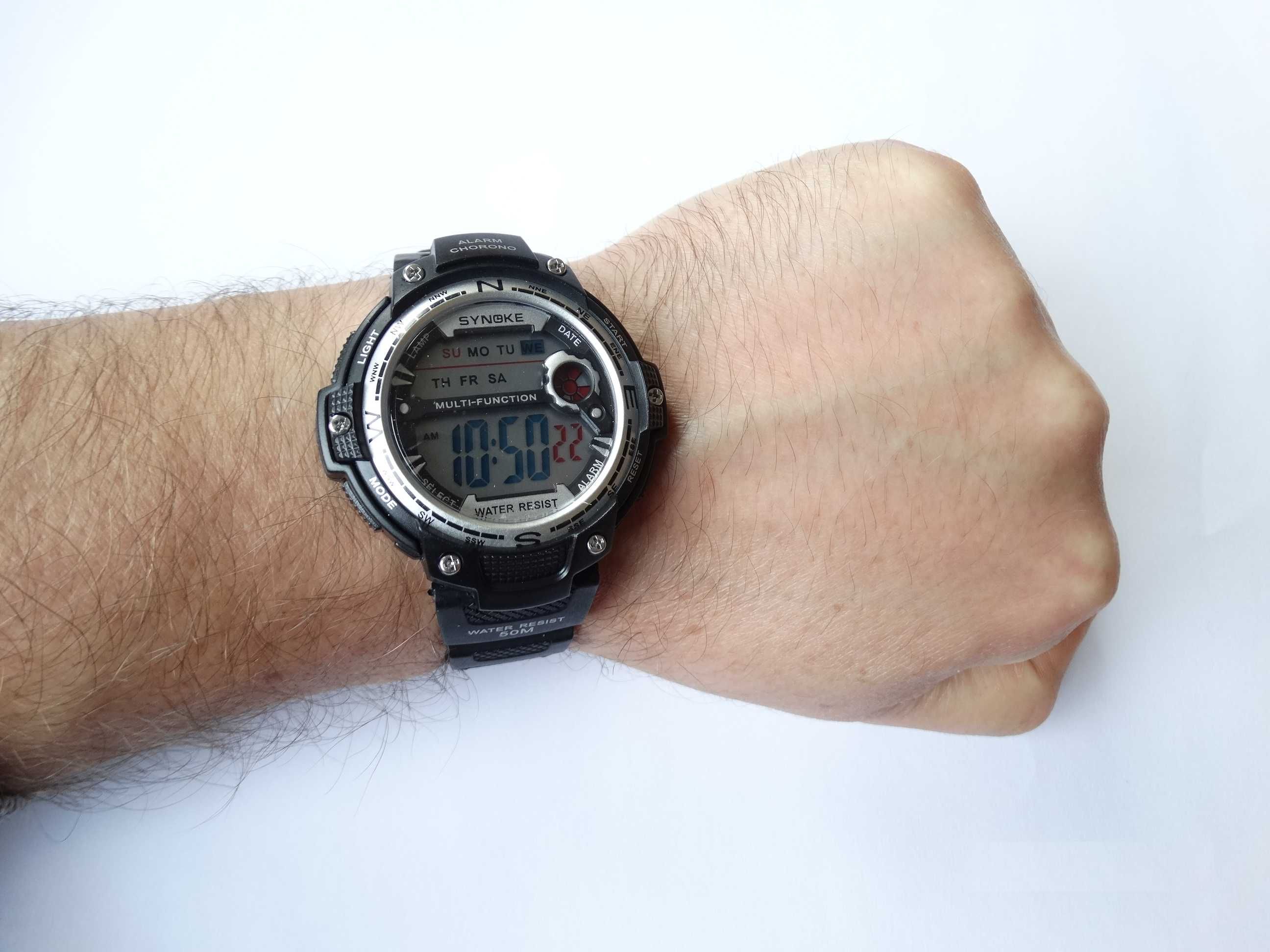 Sportowy zegarek elektroniczny Synoke czarny wodoszczelny 50m stoper