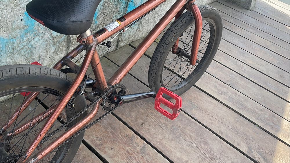 В продажі bmx gt