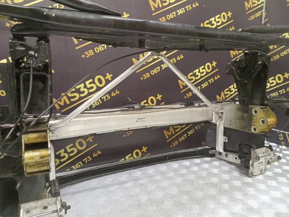 Панель передня BMW F10 535i hybrid БМВ Ф10 Гібрид телевізор передняя