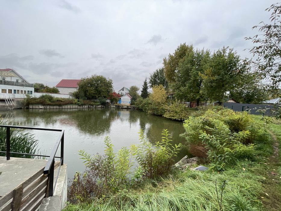 Оренда затишного, економного будинка на Осокорках. Вихід до води.