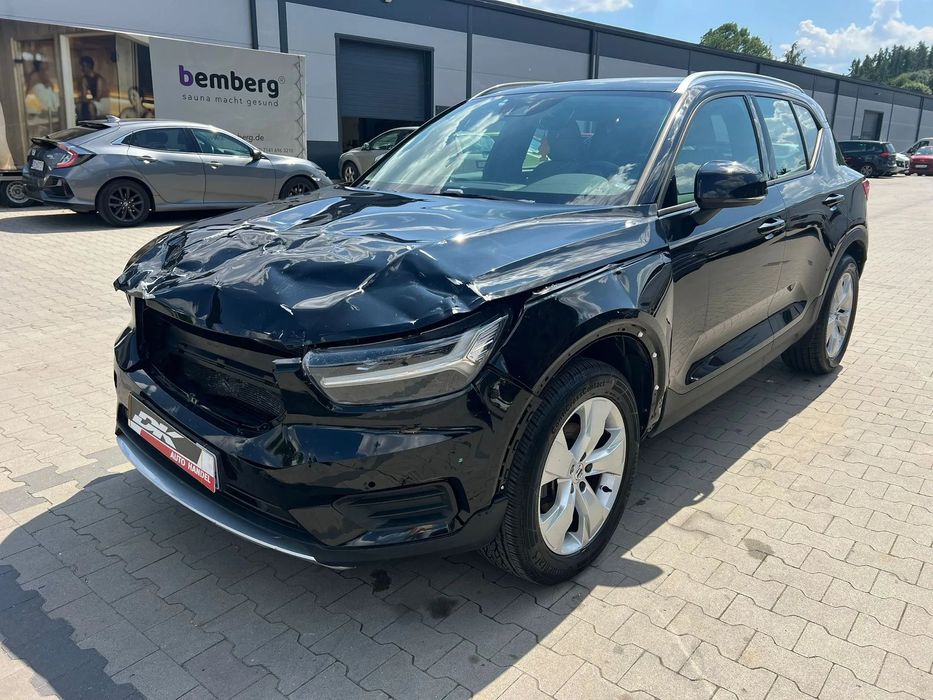 Volvo XC 40 2.0 Diesel 150 KM LED Nawigacja Tempomat Sensor Radar