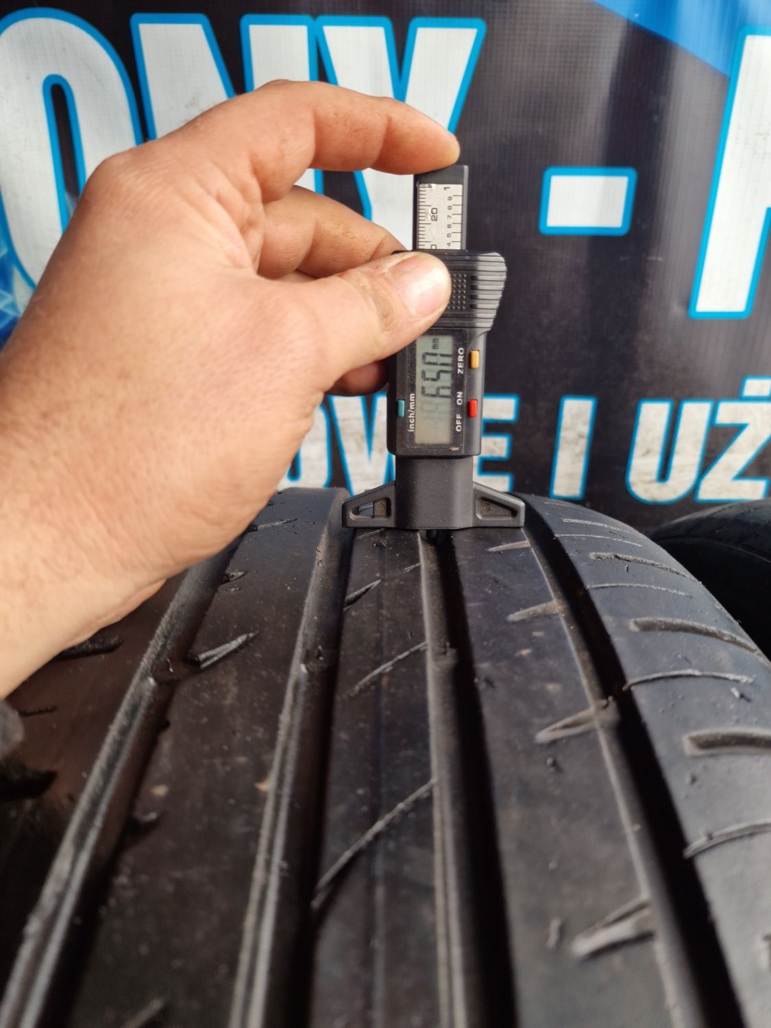 Opony letnie 235/55/19 Hankook Para