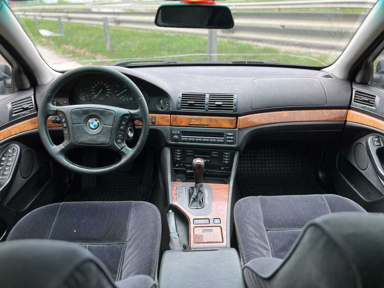 BMW 535i e39 1998р., 3.5 бензин, автомат