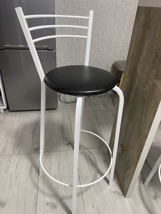 Барные стулья