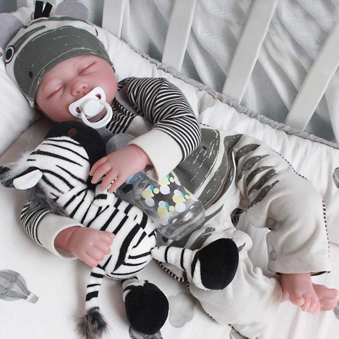 Realistyczna Lalka - Śpiący Noworodek DUŻY 550MM - Zestaw Ubrań