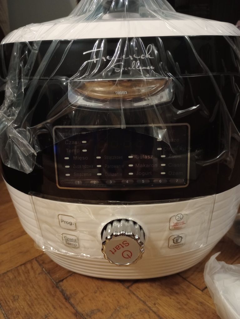 Nowy multicooker frederick exlellence do gotowania z książką kucharską