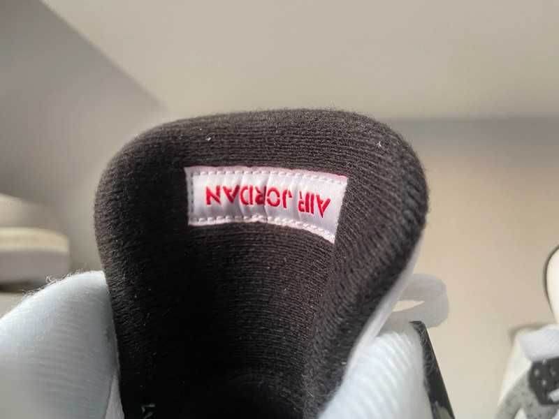 Jordan 4 Retro White Cement Rozmiar 38