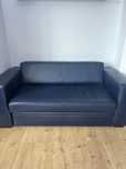 Rozkładana skórzana sofa