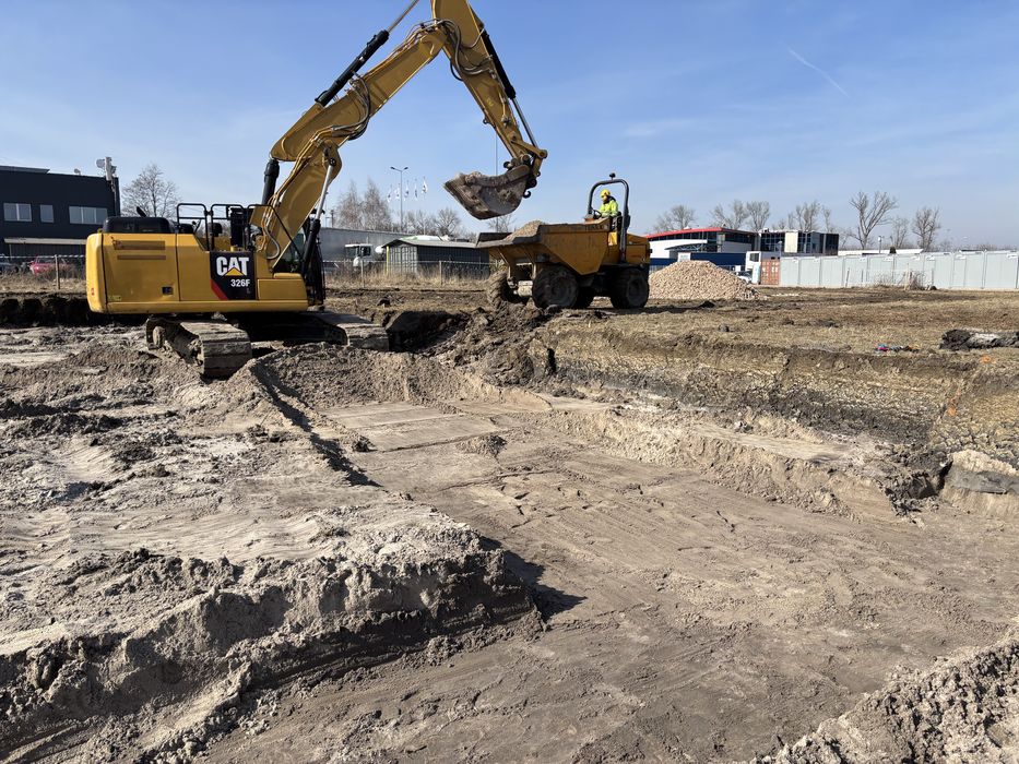 Usługi Roboty Koparką Gąsienicową Minikoparka Wynajem Wozidło Sprzedaż