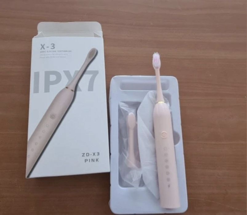 Зубна щітка електрична акумуляторна.