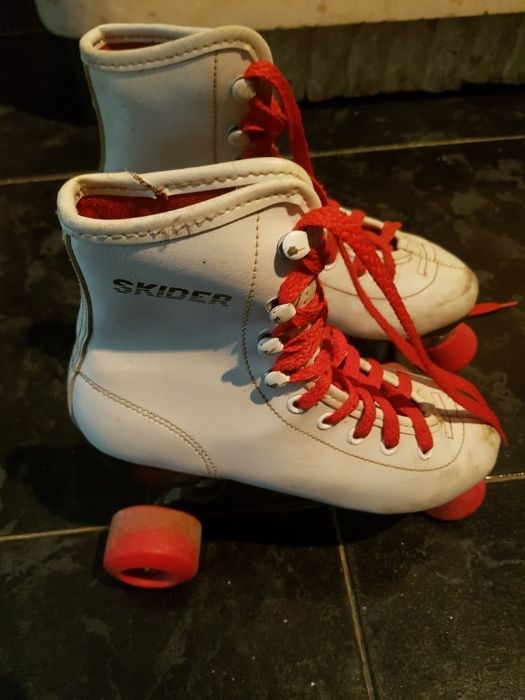 Patins skider numero 34