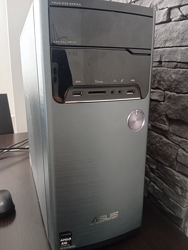 Komputer Asus m32 A10 8gb 1tb monitor 22 FullHd