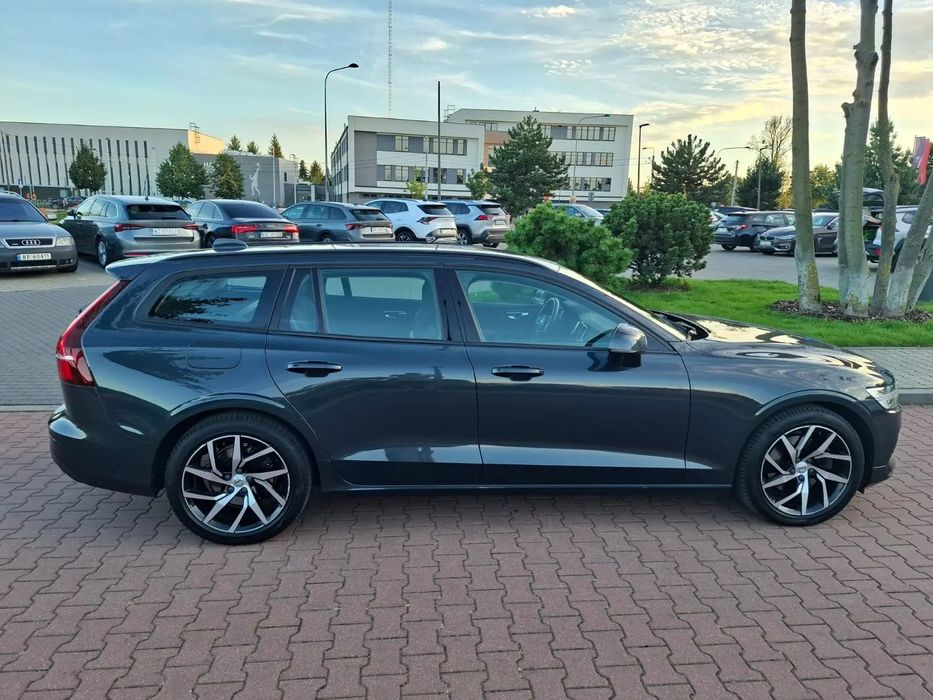 Volvo V60 Pierwszy właściciel, polski salon, 190KM + 20KM (Polestar Engineered)