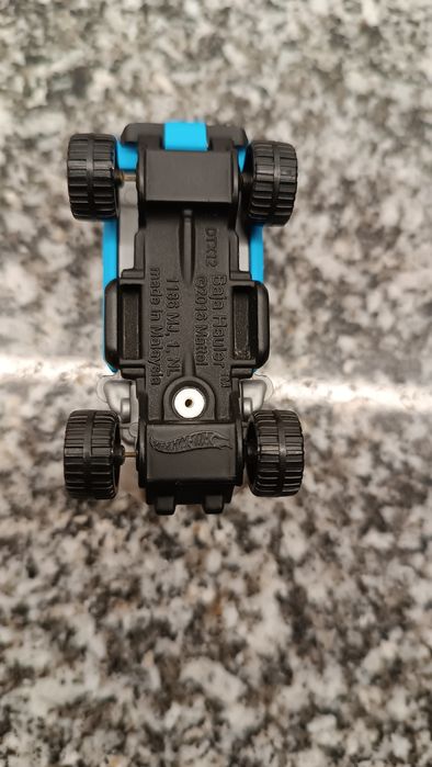 Camião Baja Hauler. Mattel. 7 Cm