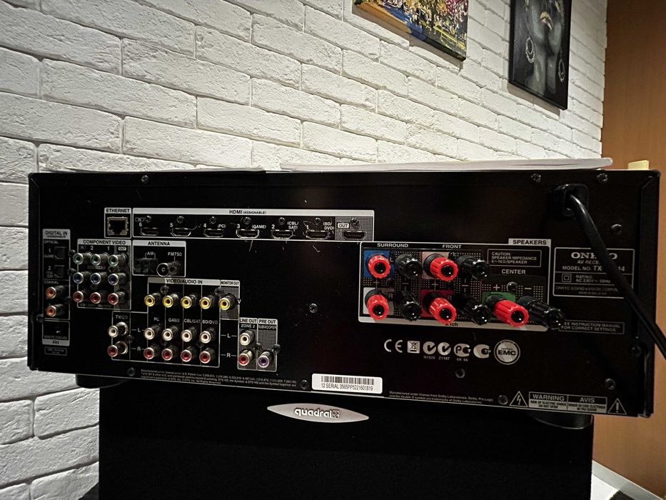 Kino domowe 5.0 Onkyo TX-NR414 + komplet kolumn Quadral Quintas
