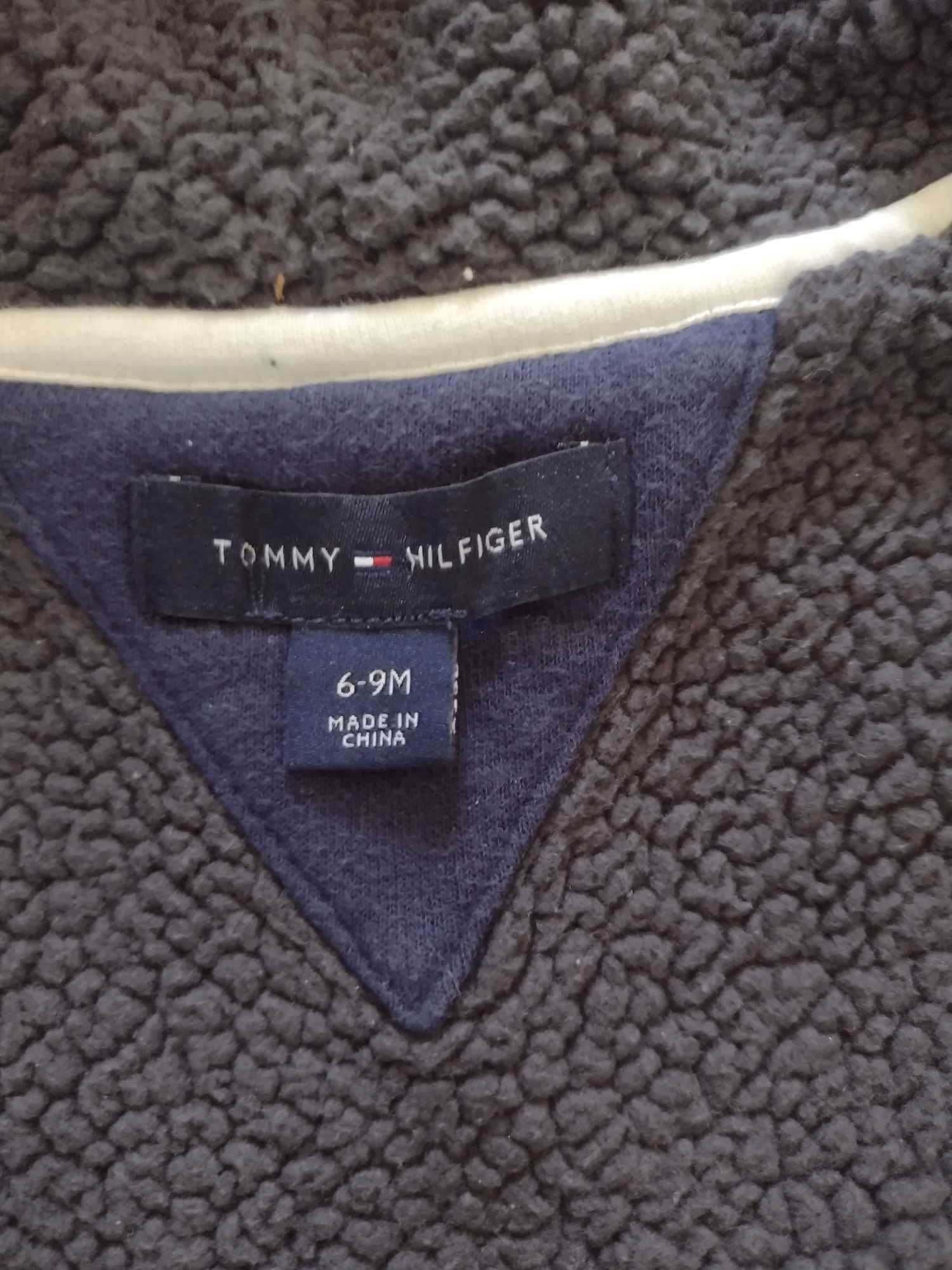 Ocieplana bluza Tommy Hilfiger ( rozm.68)
