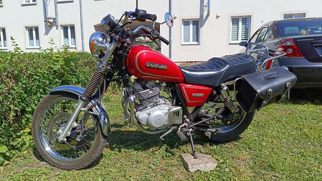 Motocykl Suzuki GN 250