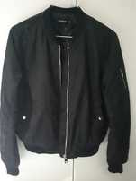 Jacketa de cor preta da stradivarius