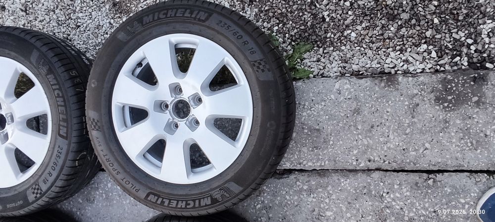Felgi alu oryg 5x130 Q7 Touareg Cayenne z oponami lato 235/60 R18 4szt
