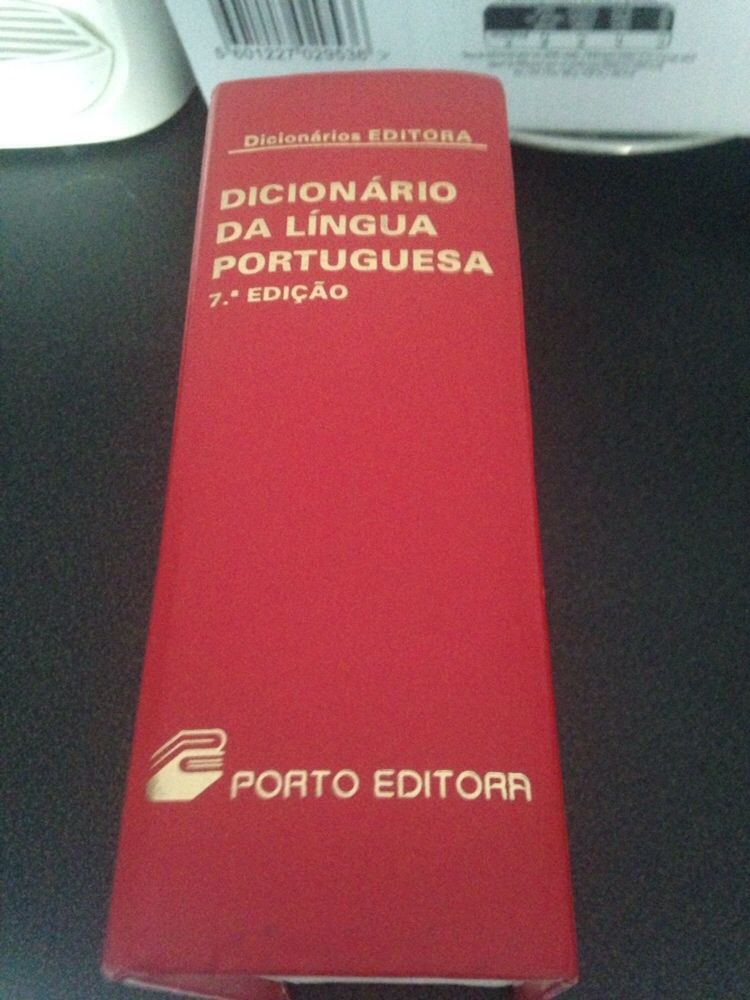 Dicionário de língua Portuguesa novo