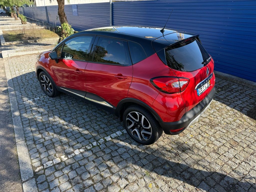 Renault Captur 1.5 DCI Helly Hansen - Em excelente estado