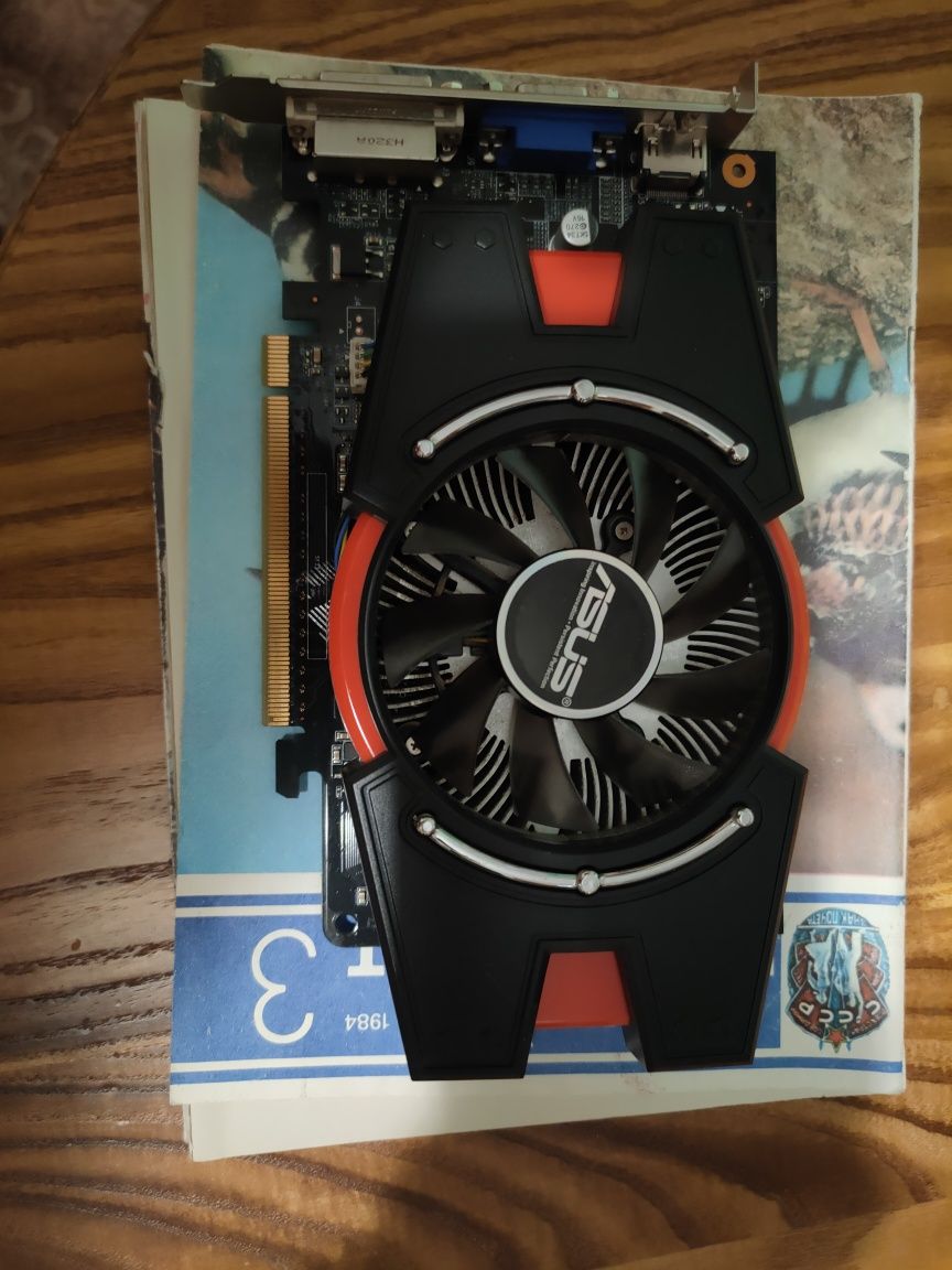 Видеокарта Asus GTX 650 1 Gb