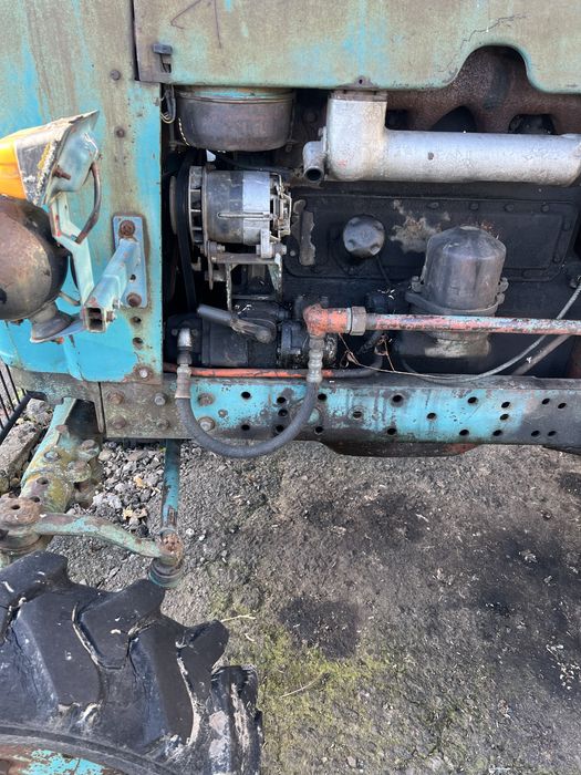 Трактор ЮМЗ  на повному ходу причіп ,плуг,культиватор за дод.плату