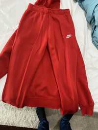 calças nike club fleece