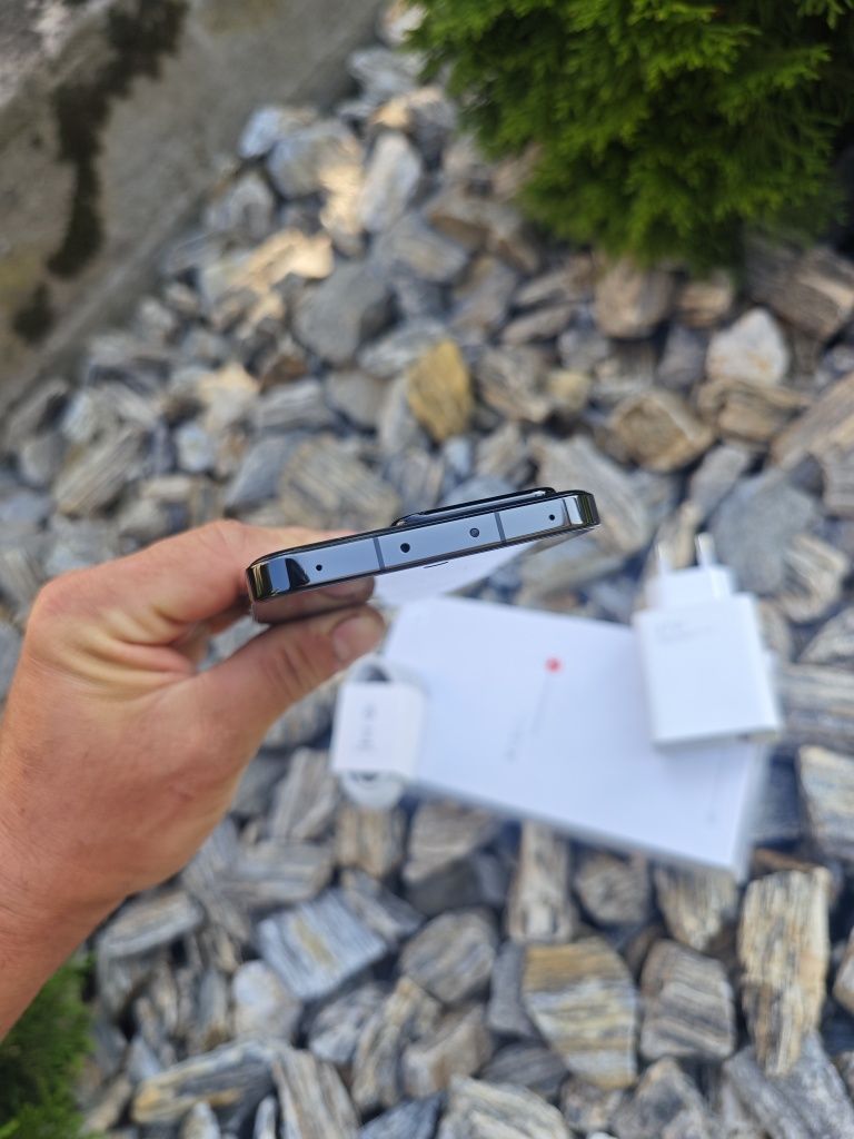 Xiaomi 13  8/256
