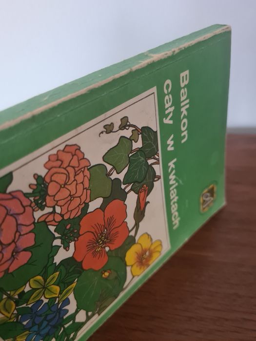 Balkon cały w kwiatach - Książka