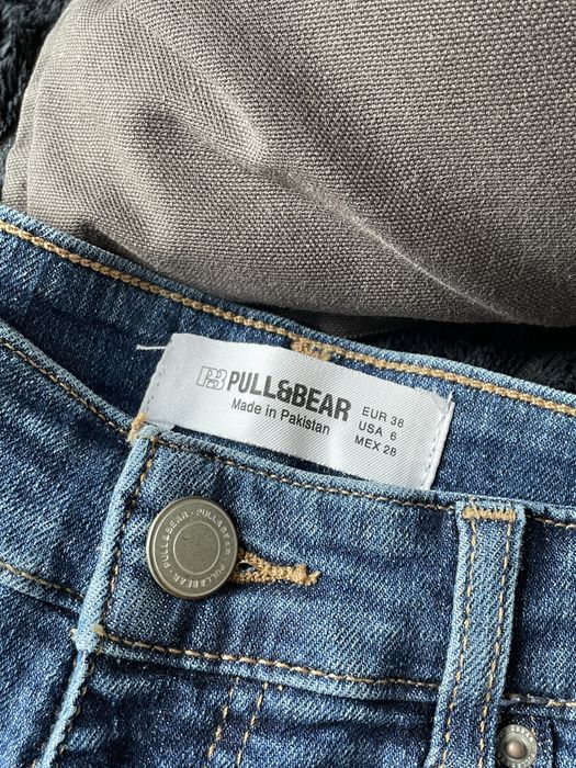 Krótkie spodenki damskie Pull&Bear