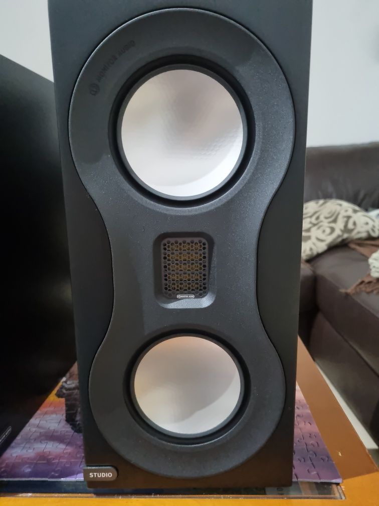 Monitor audio studio . Novo.   Upgrade no Crossover  mundorf