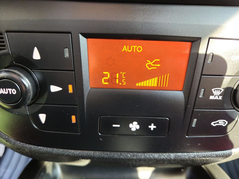 Fiat Doblo 1.6 DŁUGI osobowy klimatronik