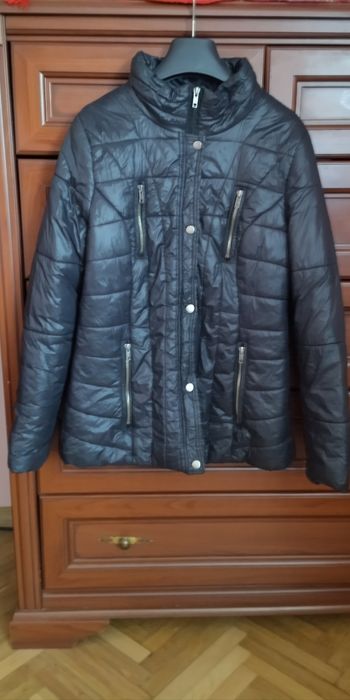 Куртка жіноча р 46-48