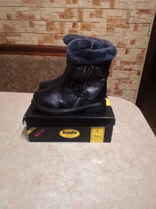 Зимові з НАТУРАЛЬНОЇ  кожи і ОВЧИНИ  дитячі сапоги Дешего!!!