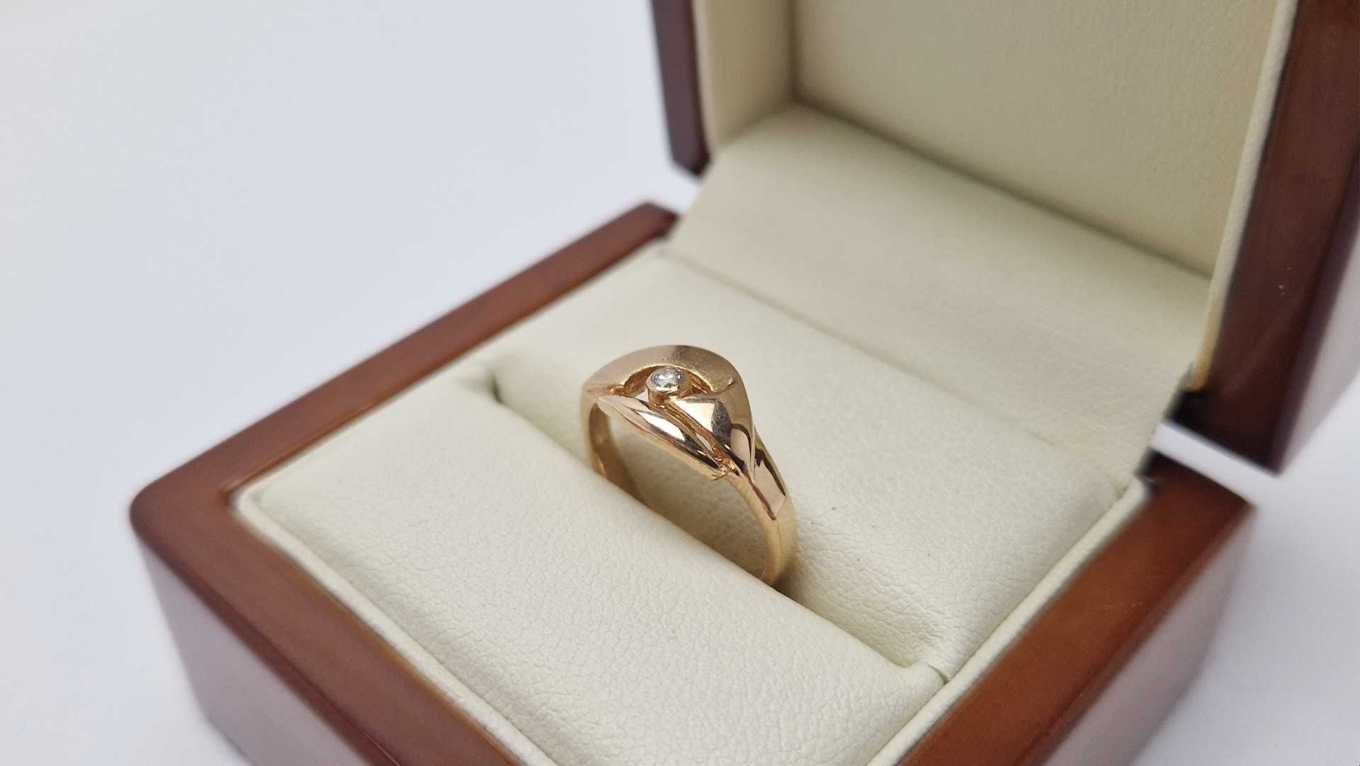 Elegancki złoty pierścionek 2,48g 585 14K R. 11