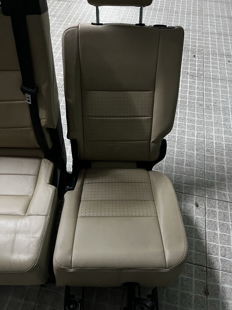 Bancos trasdiro de Land Rover Discovery 3