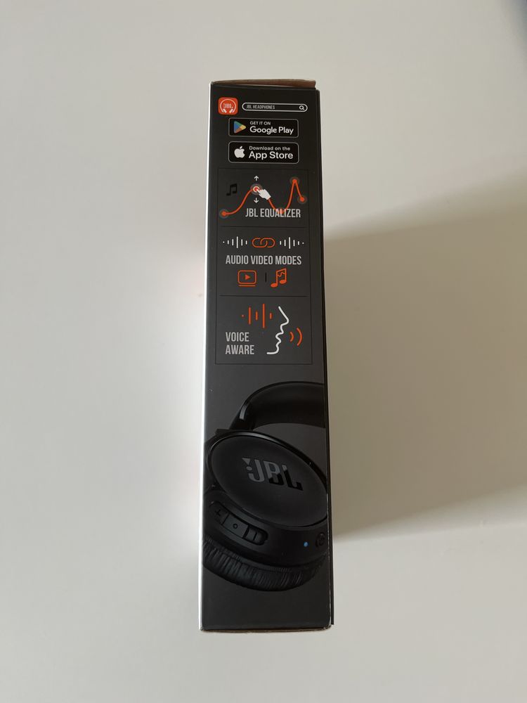 Auscultadores Bluetooth JBL TUNE 520 BT