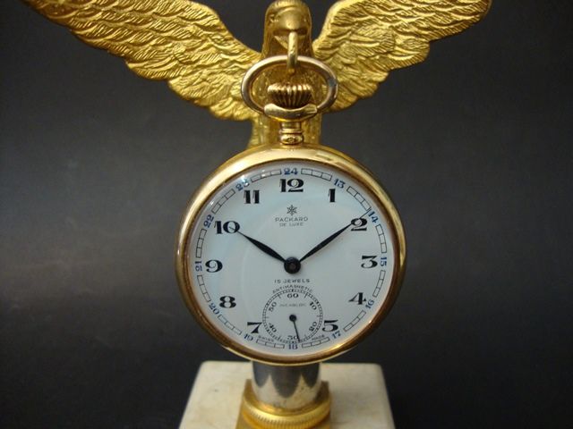 Relógio de bolso antigo em prata