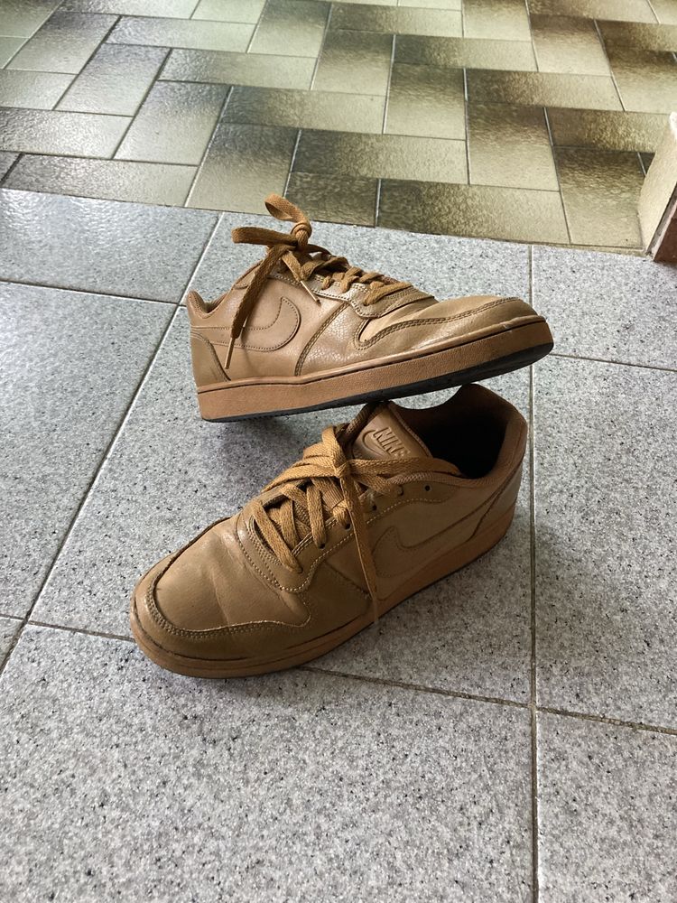 Sapatilha nike em bom estado