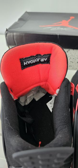 Tênis Air Jordan 4 Retro "Red Thunder"